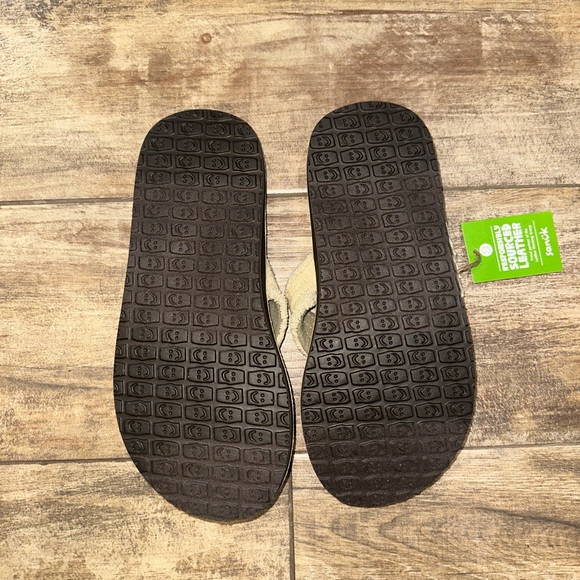 Sandals_&_Flip_Flops